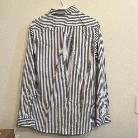 NWT Vineyard Vines Button Down Shirt - Picture 9 of 10